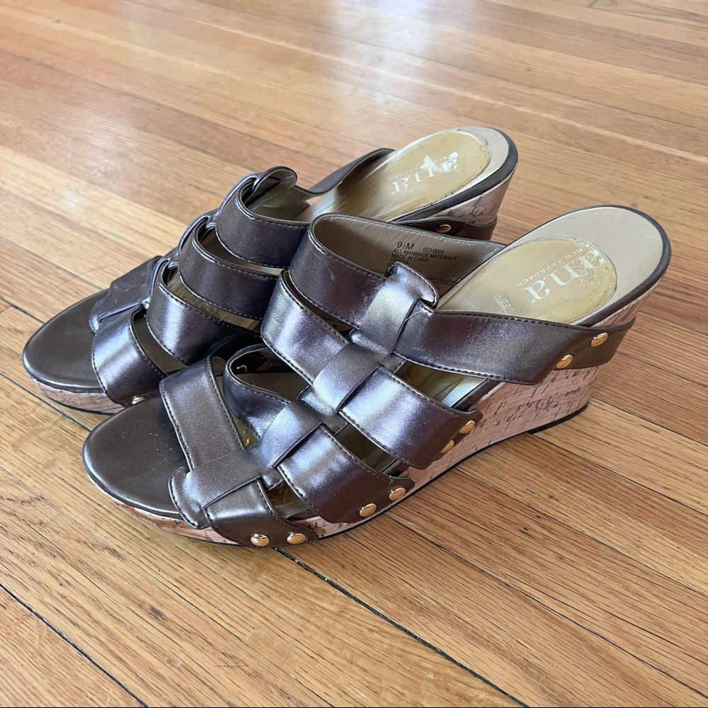 Metallic ANA wedge sandals 9.5